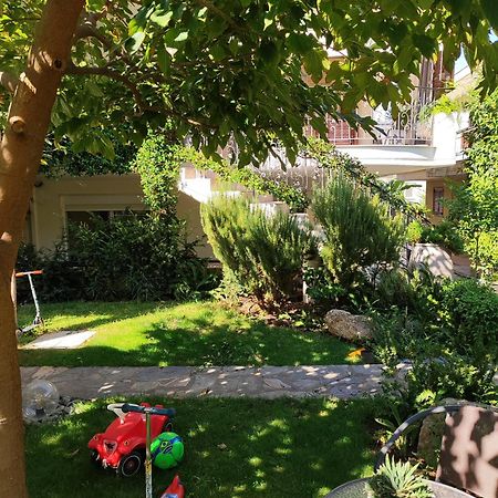 Solmar House Apartment Flogita Bagian luar foto
