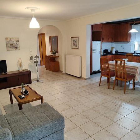Solmar House Apartment Flogita Bagian luar foto