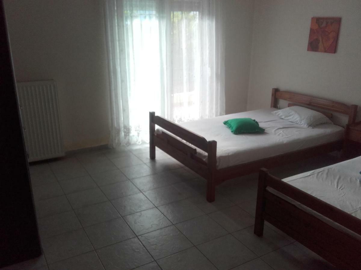 Solmar House Apartment Flogita Bagian luar foto